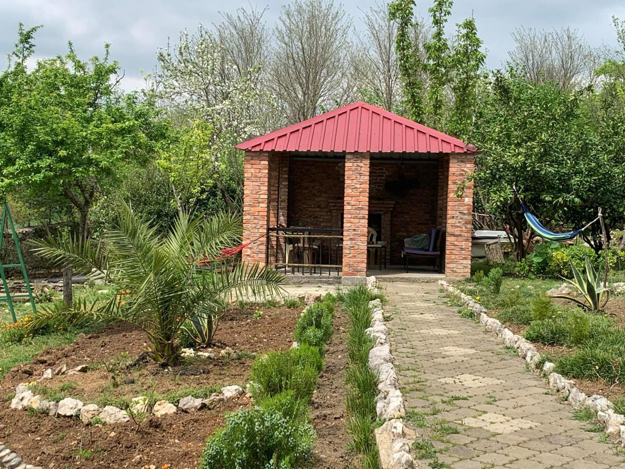 Tsivi Tba Guest house *